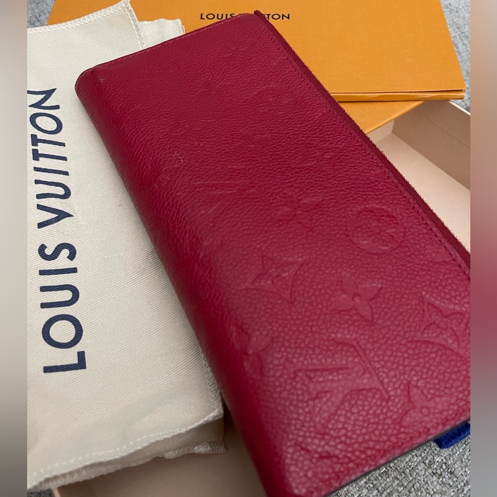 Louis Vuitton Adele wallet